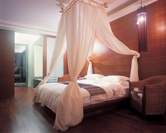 Imagen de la habitación del Hotel Einhan Resort. Foto 16