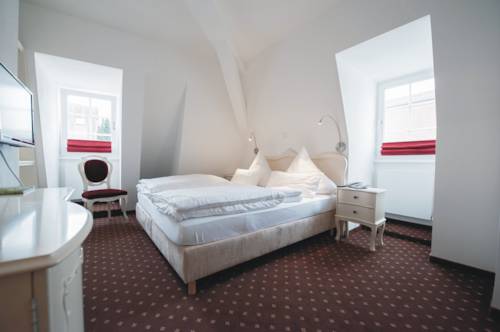 Imagen de la habitación del Hotel Einhorn. Foto 13