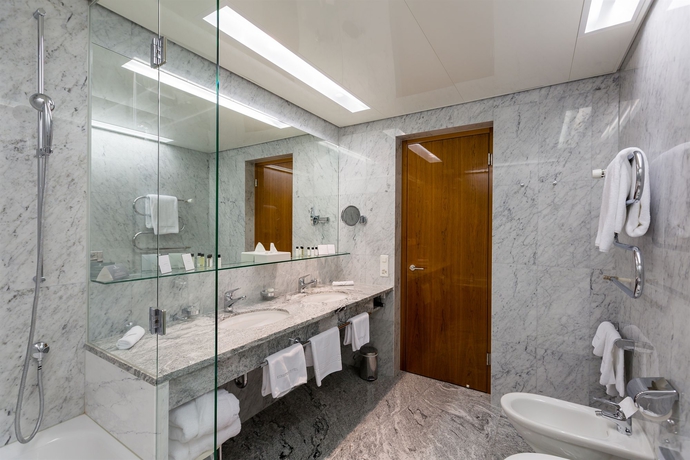 Imagen de la habitación del Hotel Einstein St. Gallen. Foto 10