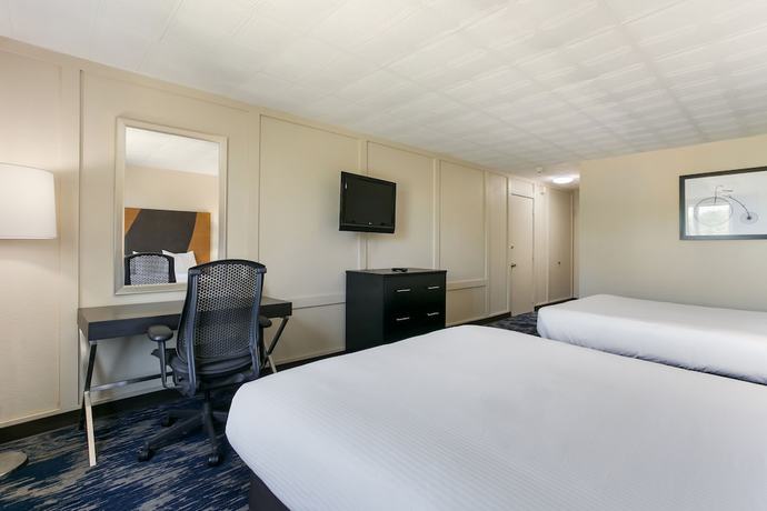 Imagen de la habitación del Hotel Eisenhower and Conference Center. Foto 7