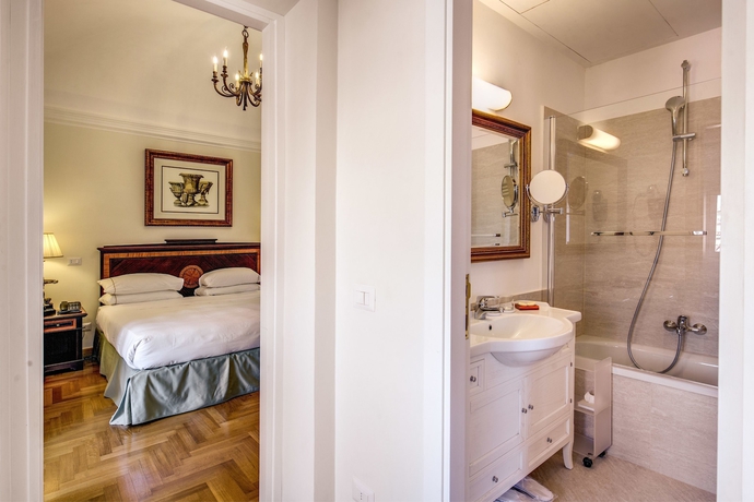 Imagen de la habitación del Hotel Eitch Borromini Palazzo Pamphilj. Foto 18