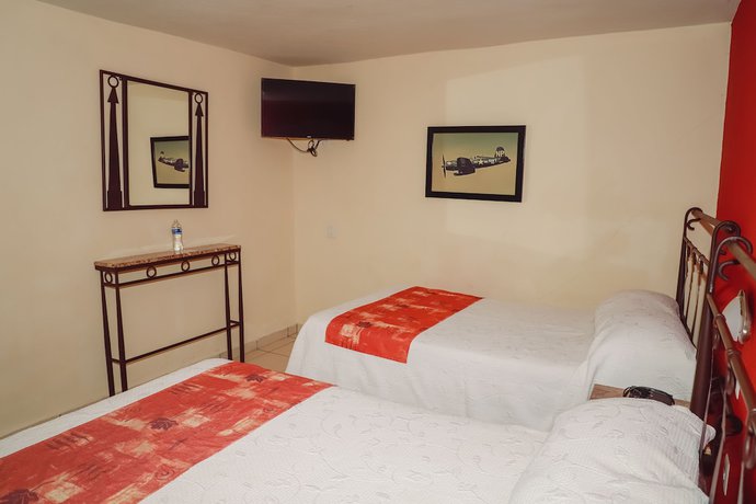 Imagen de la habitación del Hotel Ejecutivo Aeropuerto Morelia. Foto 7