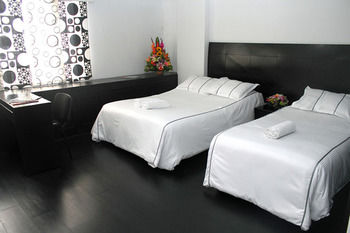 Imagen del bar/restaurante del Hotel Ejecutivo Av Esperanza. Foto 3