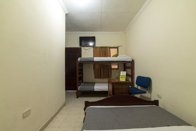 Imagen de la habitación del Hotel Ejecutivo Imperial. Foto 10