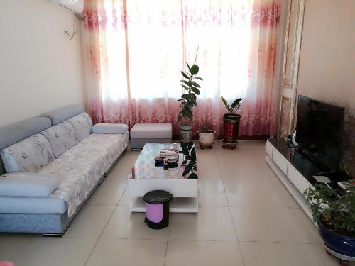 Imagen de la habitación del Hotel Ejina Village Family. Foto 5