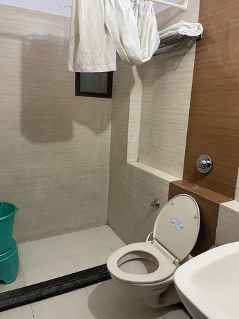 Imagen de la habitación del Hotel Ek Noor Residency. Foto 7