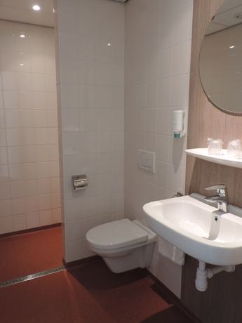 Imagen de la habitación del Hotel Ekamper. Foto 9