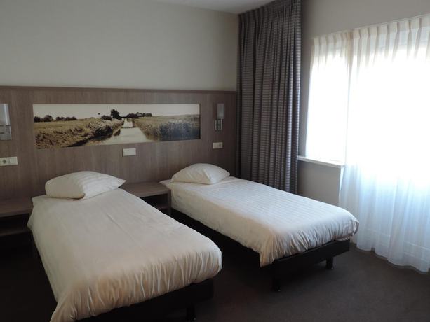 Imagen de la habitación del Hotel Ekamper. Foto 11