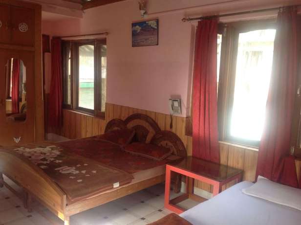 Imagen de la habitación del Hotel Ekant Lodge. Foto 6