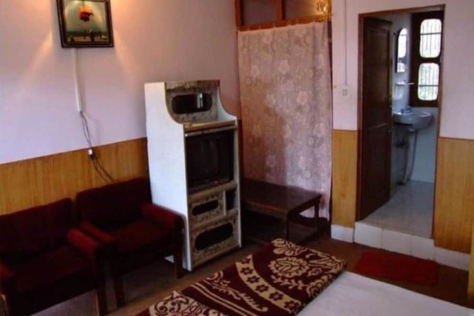 Imagen de la habitación del Hotel Ekant Lodge. Foto 13