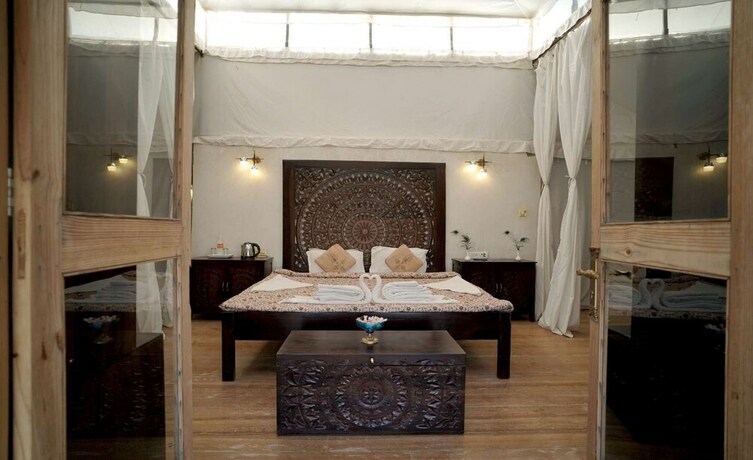 Imagen de la habitación del Hotel Ekanta Resort. Foto 17