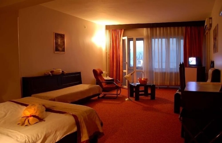 Imagen de la habitación del Hotel Eken. Foto 14