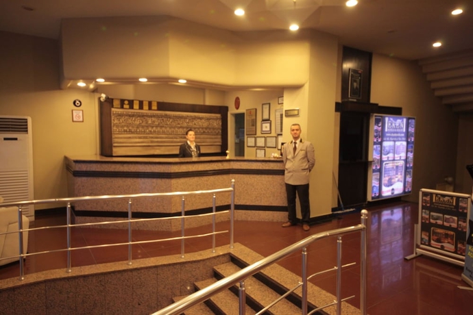 Imagen de los interiores del Hotel Eken. Foto 17