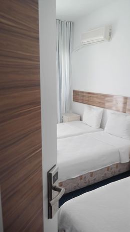 Imagen de la habitación del Hotel Eker Bermuda. Foto 10