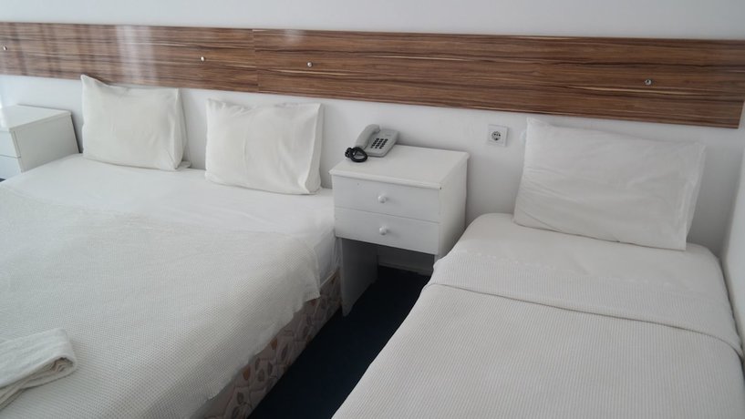 Imagen de la habitación del Hotel Eker Bermuda. Foto 12