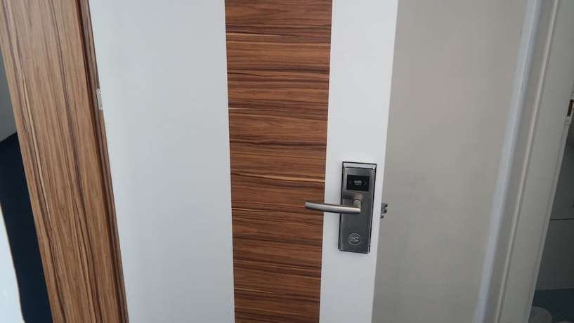 Imagen de la habitación del Hotel Eker Bermuda. Foto 14