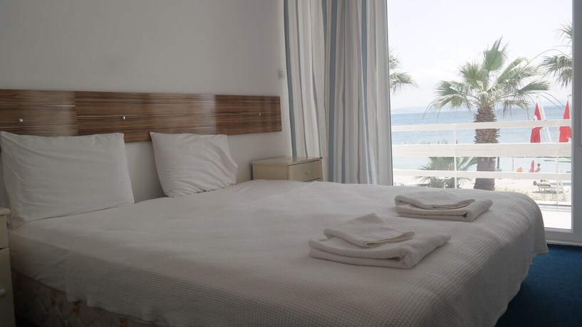 Imagen de la habitación del Hotel Eker Bermuda. Foto 15