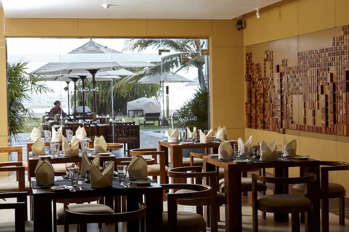 Imagen del bar/restaurante del Hotel Ekho Surf. Foto 3