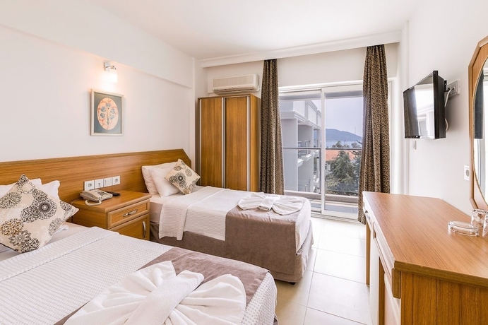 Imagen de la habitación del Hotel Ekici. Foto 3