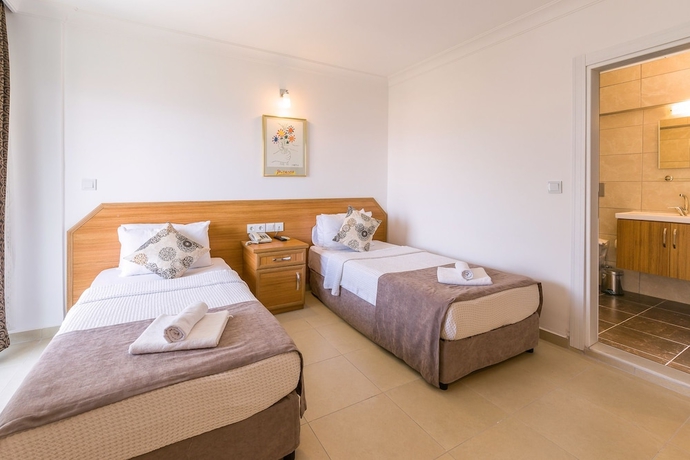 Imagen de la habitación del Hotel Ekici. Foto 13