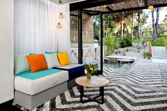 Imagen general del Hotel Ekies All Senses Resort. Foto 6