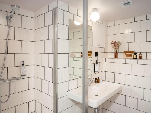 Imagen de la habitación del Hotel Eklo Paris Expo Porte de Versailles. Foto 11