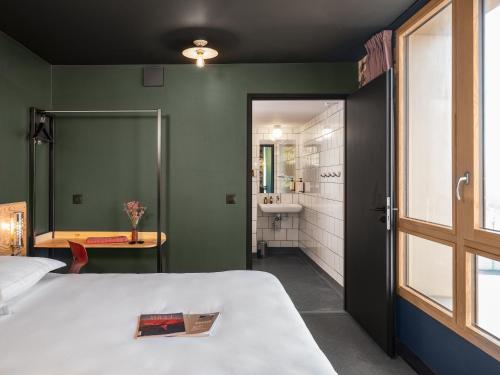 Imagen de la habitación del Hotel Eklo Paris Expo Porte de Versailles. Foto 12