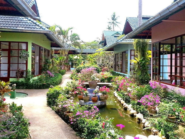 Imagen de los exteriores del Hotel Ekman Garden Resort Nakhon Si Thammarat. Foto 8
