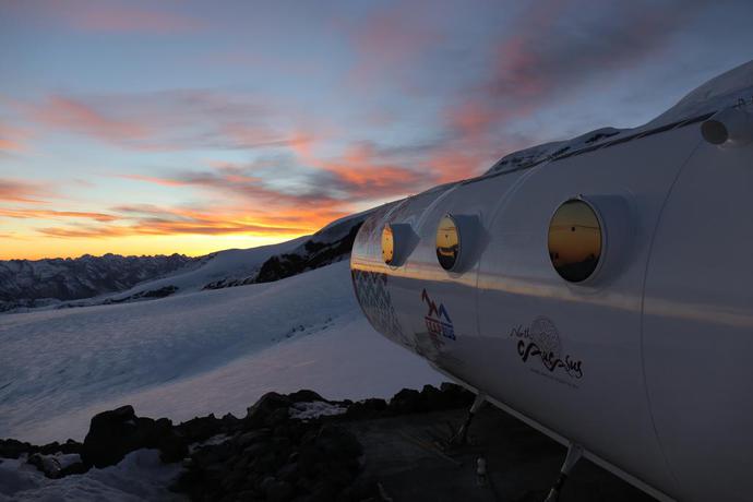 Imagen de los exteriores del Hotel Eko Hotel Leaprus. Foto 2