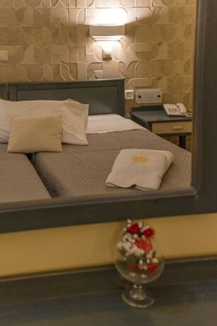 Imagen de la habitación del Hotel Eko Suites. Foto 20