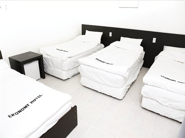 Imagen de la habitación del Hotel Ekonomy Gumi. Foto 8