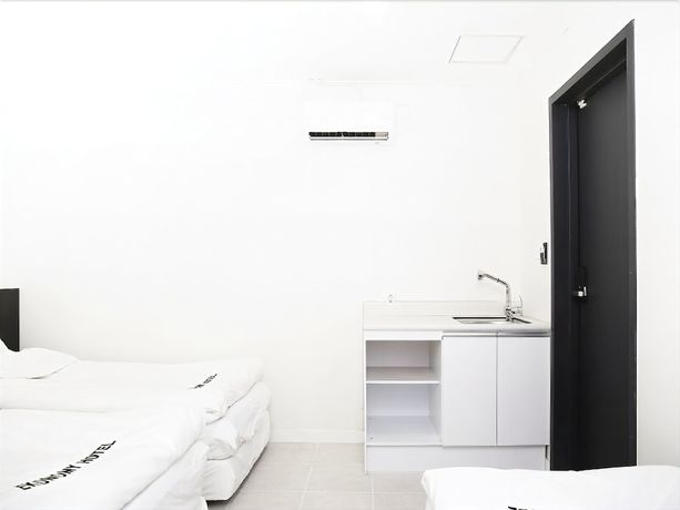 Imagen de la habitación del Hotel Ekonomy Gumi. Foto 9