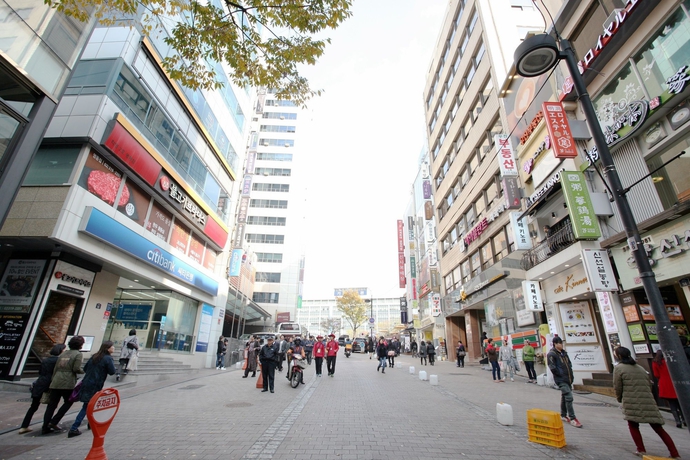 Imagen de los exteriores del Hotel Ekonomy Hotel Myeongdong Central. Foto 9