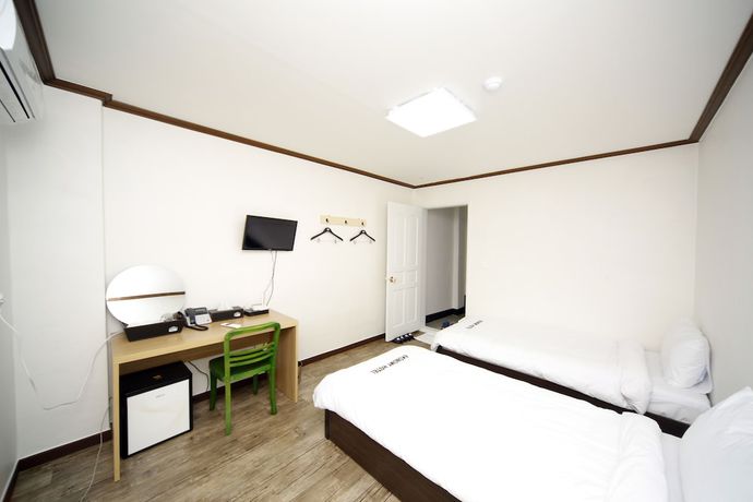Imagen de la habitación del Hotel Ekonomy Mokpo. Foto 10