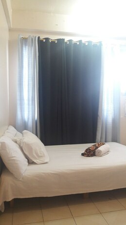 Imagen de la habitación del Hotel Ekonumi Rooms At Benrosi Plaza. Foto 19