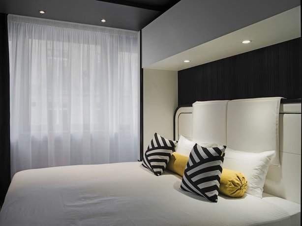 Imagen de la habitación del Hotel Ekta. Foto 15