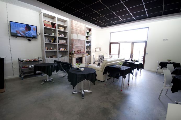 Imagen de los interiores del Hotel El Abuelo De La Cachava. Foto 10