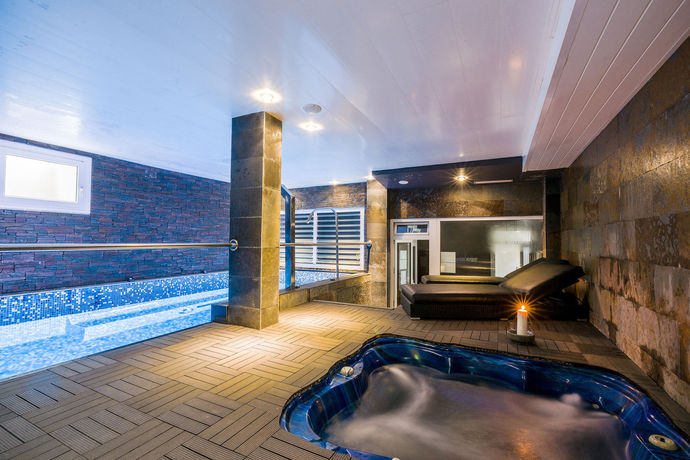 Imagen de los interiores del Hotel El Abuelo De La Cachava. Foto 13