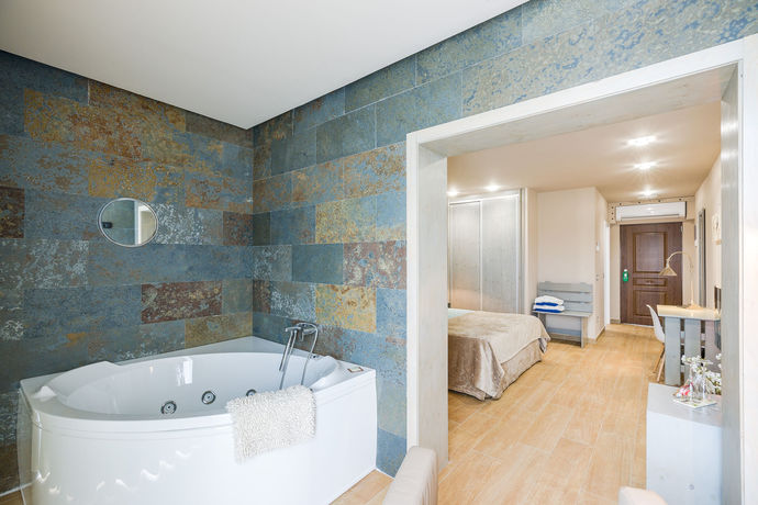 Imagen de los interiores del Hotel El Abuelo De La Cachava. Foto 14