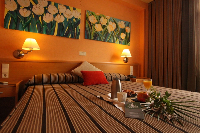 Imagen de la habitación del Hotel El Aguila, UTEBO. Foto 5
