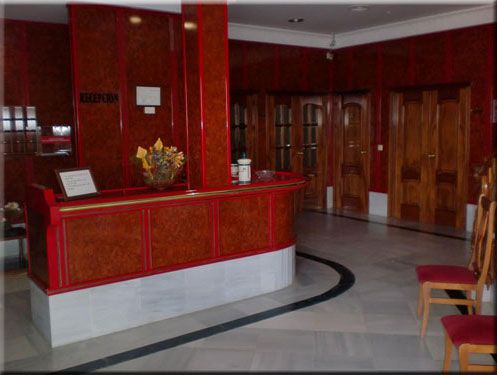 Imagen general del Hotel El Alamo, Lora del R&iacute;o. Foto 8