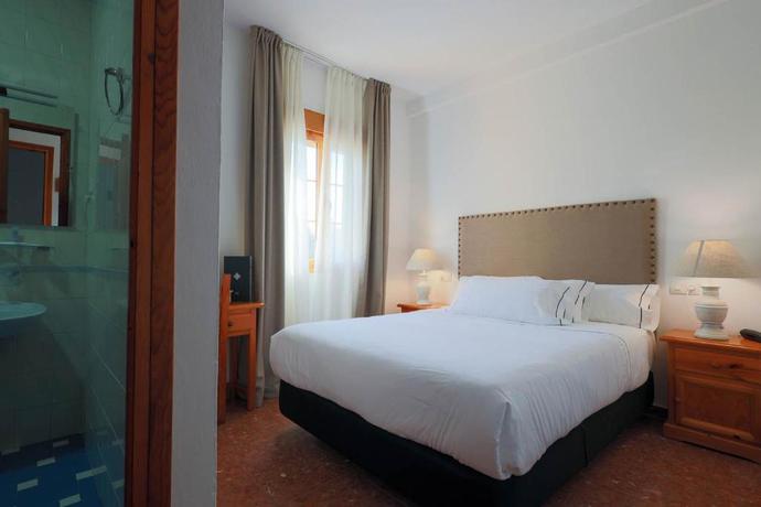 Imagen general del Hotel El Almendral. Foto 1