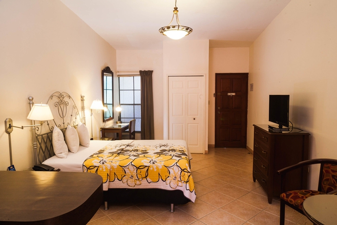 Imagen de la habitación del Hotel El Almendro, MANAGUA. Foto 6