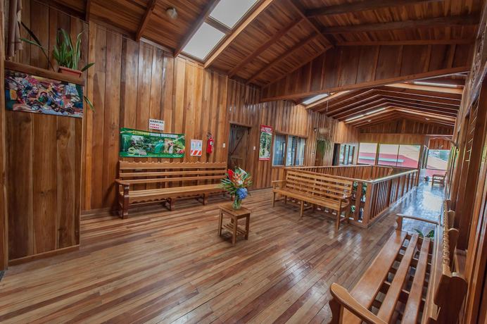 Imagen del bar/restaurante del Hotel El Amanecer. Foto 2