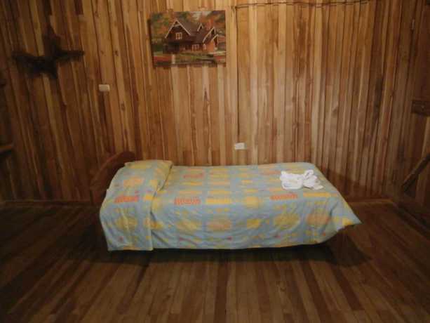 Imagen de la habitación del Hotel El Amanecer. Foto 7