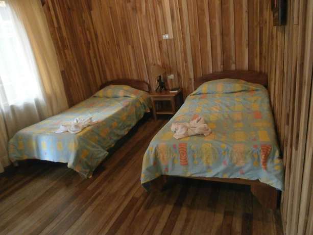 Imagen de la habitación del Hotel El Amanecer. Foto 11