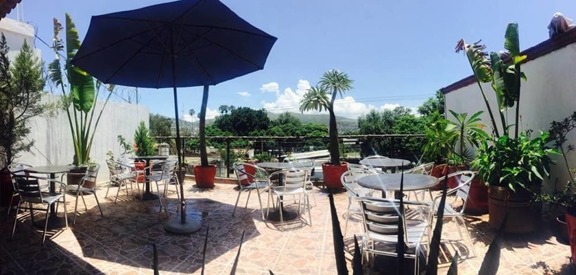 Imagen del bar/restaurante del Hotel El Andariego, Oaxaca de Ju&aacute;rez. Foto 2