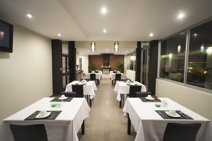 Imagen del bar/restaurante del Hotel El Angolo Lima. Foto 3