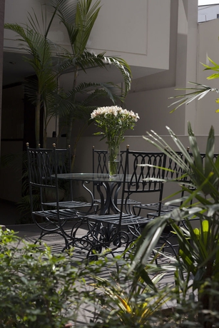Imagen de los exteriores del Hotel El Angolo Lima. Foto 16