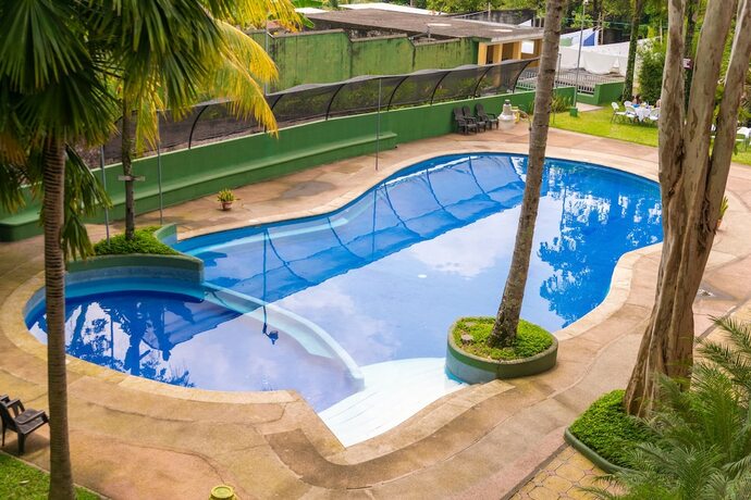 Imagen general del Hotel El Arco, Santa Cruz Mulua. Foto 1